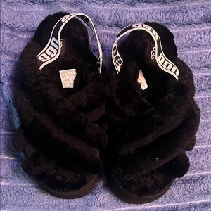 UGG Women's Black Fluffy Slippers